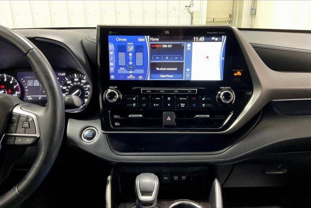 used 2021 Toyota Highlander car, priced at $35,975