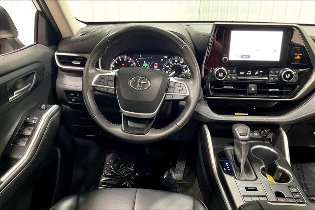 used 2023 Toyota Highlander car, priced at $40,975