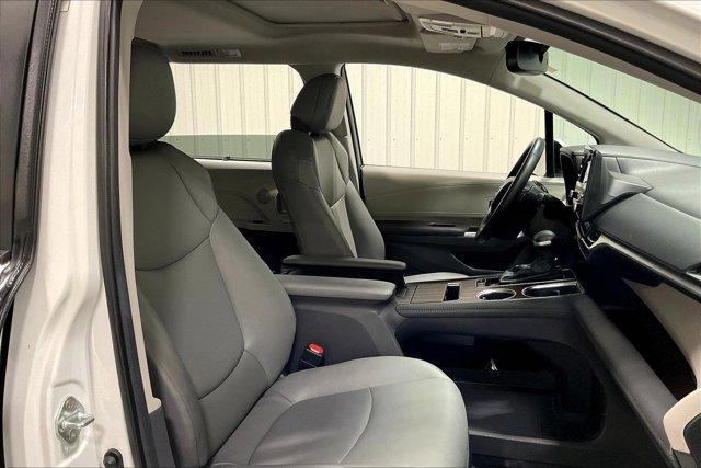 used 2024 Toyota Sienna car, priced at $45,975