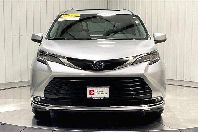 used 2023 Toyota Sienna car, priced at $52,975