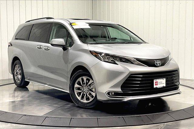 used 2023 Toyota Sienna car, priced at $52,975