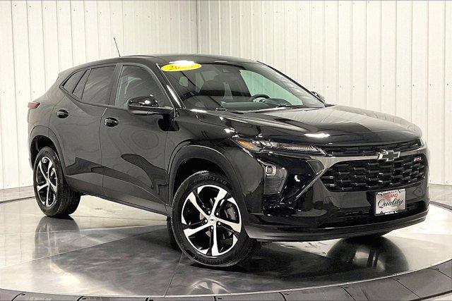 used 2024 Chevrolet Trax car, priced at $25,975