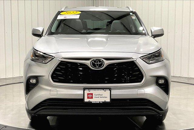 used 2022 Toyota Highlander car, priced at $43,975