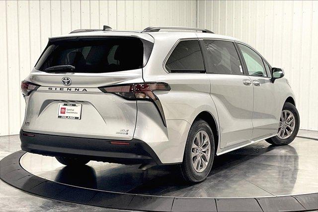 used 2023 Toyota Sienna car, priced at $51,975