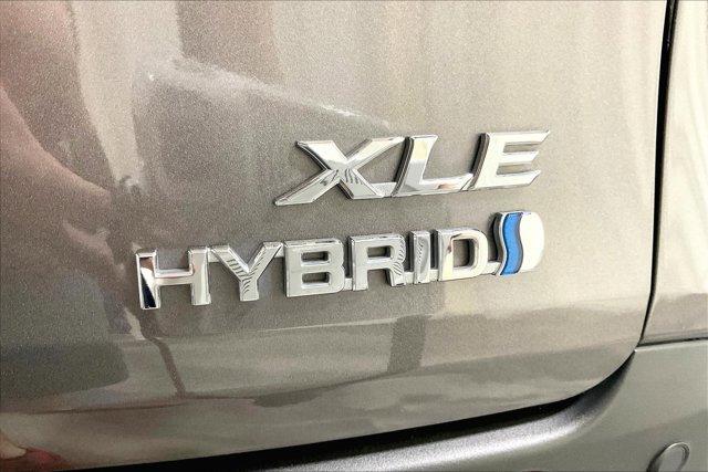 used 2024 Toyota Sienna car, priced at $49,975
