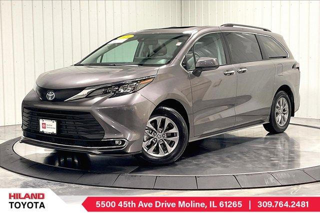 used 2024 Toyota Sienna car