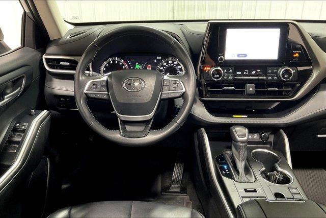 used 2023 Toyota Highlander car, priced at $43,975