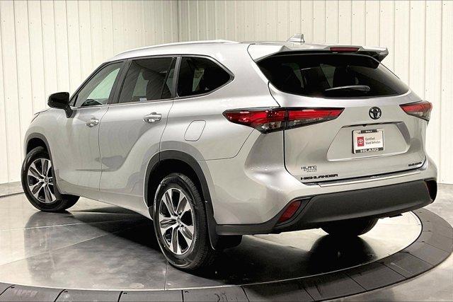 used 2023 Toyota Highlander car, priced at $43,975