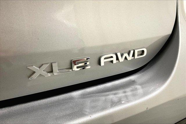 used 2021 Toyota Highlander car, priced at $31,975