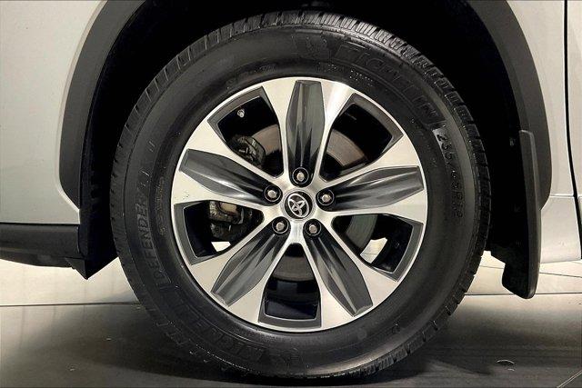 used 2021 Toyota Highlander car, priced at $31,975