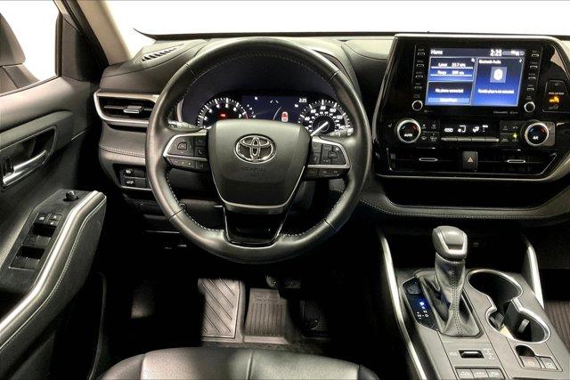 used 2021 Toyota Highlander car, priced at $31,975