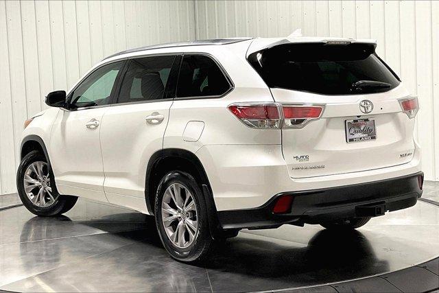 used 2014 Toyota Highlander car, priced at $18,975