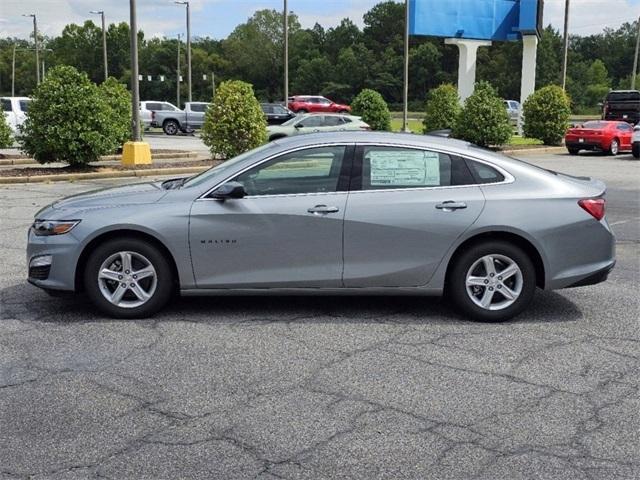 new 2025 Chevrolet Malibu car, priced at $25,231