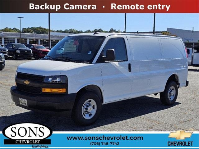 new 2024 Chevrolet Express 2500 car