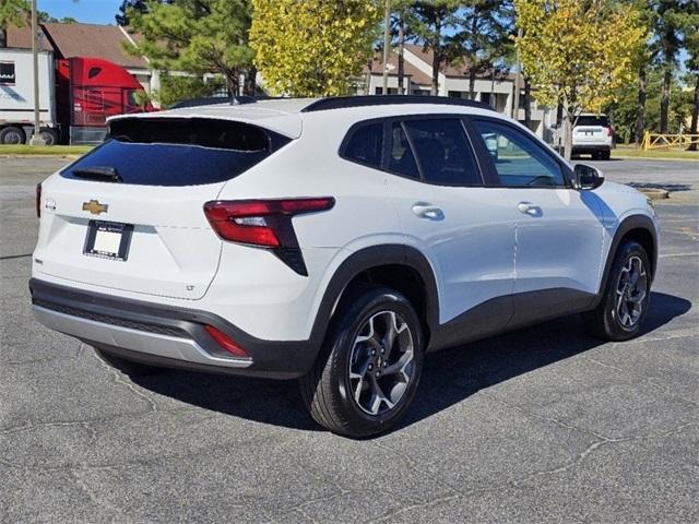 new 2025 Chevrolet Trax car, priced at $26,596