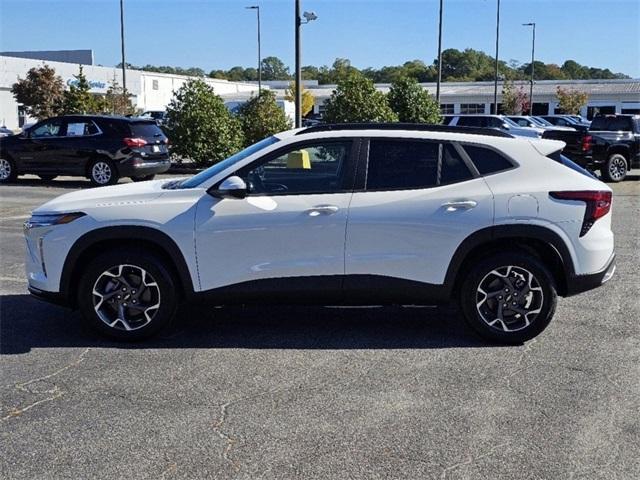 new 2025 Chevrolet Trax car, priced at $26,596