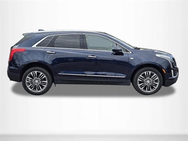 used 2017 Cadillac XT5 car, priced at $15,900