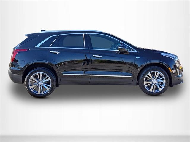 new 2025 Cadillac XT5 car, priced at $52,566