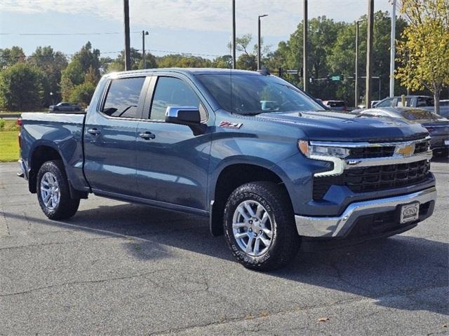 new 2024 Chevrolet Silverado 1500 car, priced at $48,741