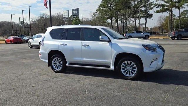 used 2023 Lexus GX 460 car, priced at $57,722