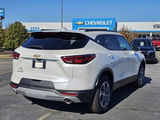 new 2024 Chevrolet Blazer car, priced at $39,271