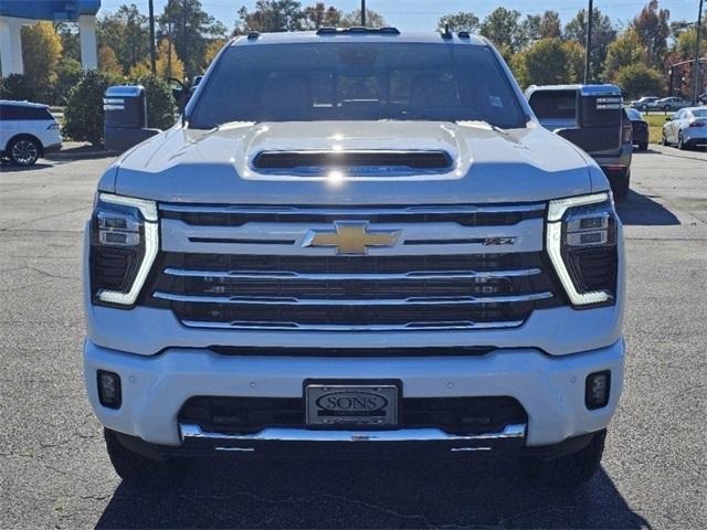 new 2025 Chevrolet Silverado 2500 car, priced at $70,226