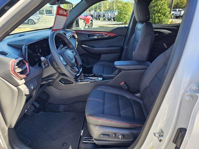 new 2025 Chevrolet TrailBlazer car, priced at $28,316