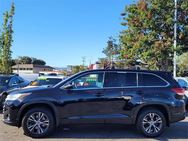 used 2018 Toyota Highlander car, priced at $21,475