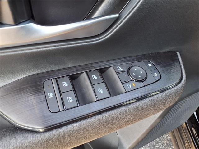new 2025 Nissan Kicks car, priced at $26,617