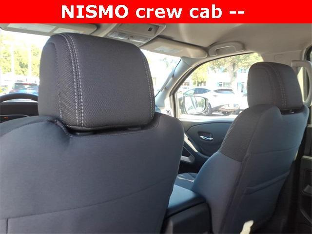 new 2025 Nissan Frontier car