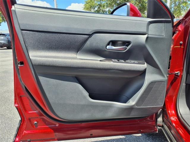 new 2025 Nissan Kicks car, priced at $27,022