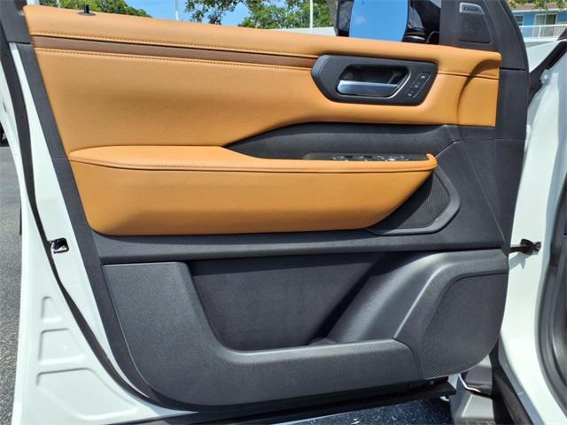 new 2025 Nissan Armada car, priced at $67,690