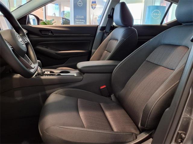 new 2025 Nissan Altima car, priced at $27,058