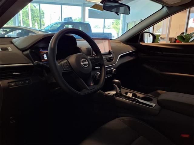 new 2025 Nissan Altima car, priced at $27,058