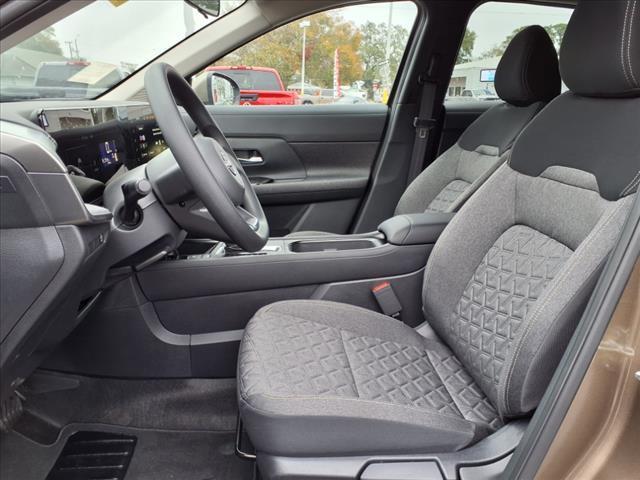 new 2025 Nissan Kicks car, priced at $25,045