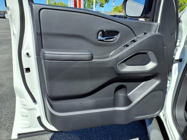 new 2025 Nissan Frontier car, priced at $40,638