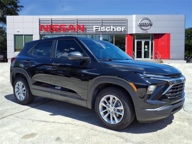 used 2024 Chevrolet TrailBlazer car, priced at $24,468