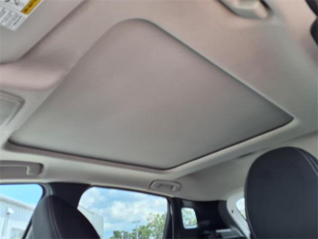 new 2025 Nissan Kicks car, priced at $28,153