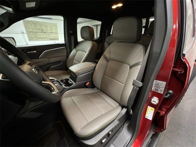 new 2025 Chevrolet Colorado car, priced at $52,017