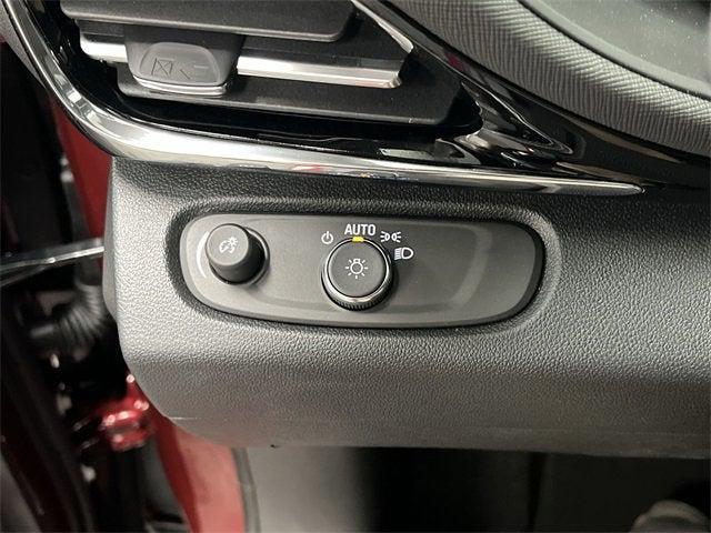 new 2025 Buick Envista car, priced at $28,019