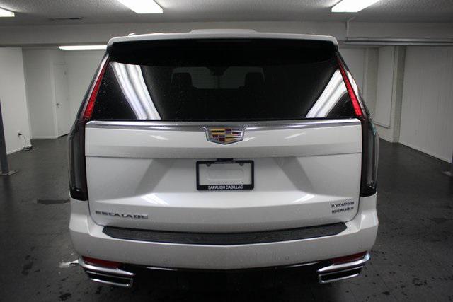 new 2024 Cadillac Escalade ESV car, priced at $105,864