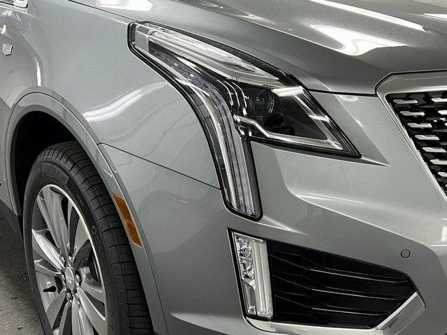 new 2025 Cadillac XT5 car, priced at $52,912