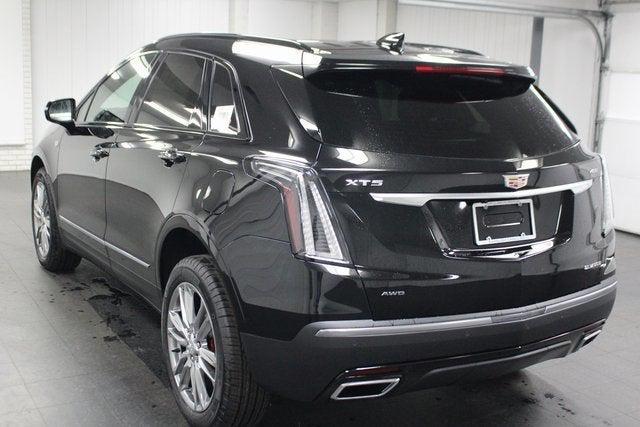 new 2025 Cadillac XT5 car, priced at $58,859