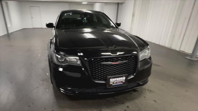 used 2022 Chrysler 300 car, priced at $27,247