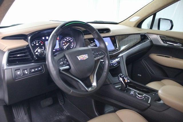 used 2022 Cadillac XT6 car, priced at $35,519