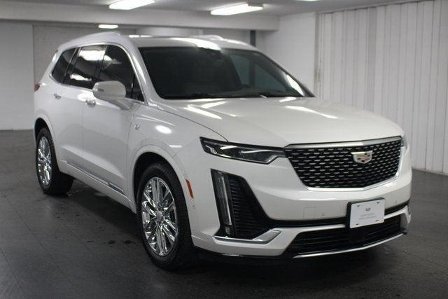 used 2022 Cadillac XT6 car, priced at $35,519