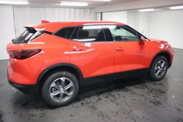 new 2025 Chevrolet Blazer car, priced at $34,392