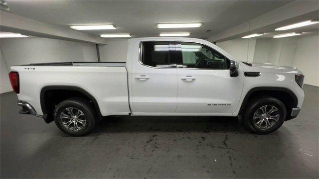 new 2025 GMC Sierra 1500 car, priced at $47,851