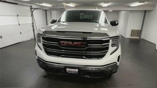 new 2025 GMC Sierra 1500 car, priced at $55,639