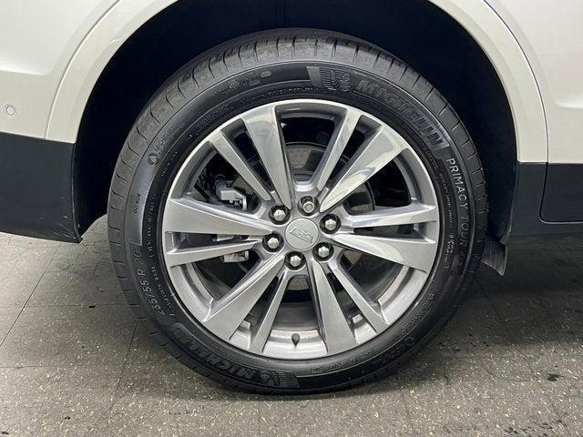 used 2024 Cadillac XT5 car, priced at $41,823
